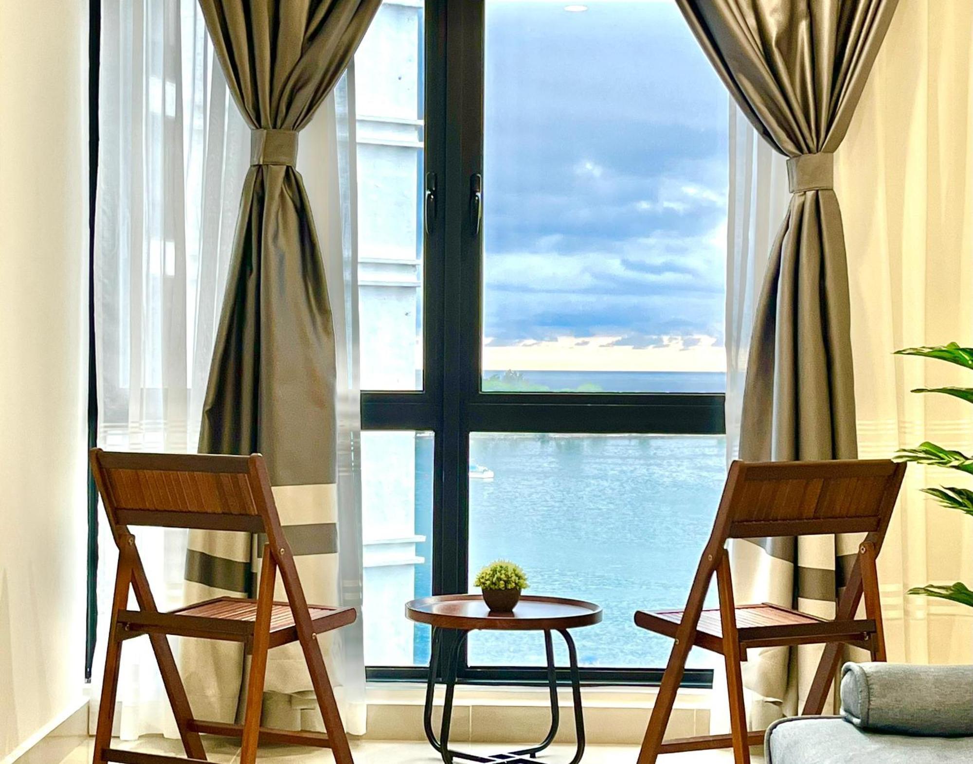 Covesign Suite, The Shore Kota Kinabalu Exterior foto