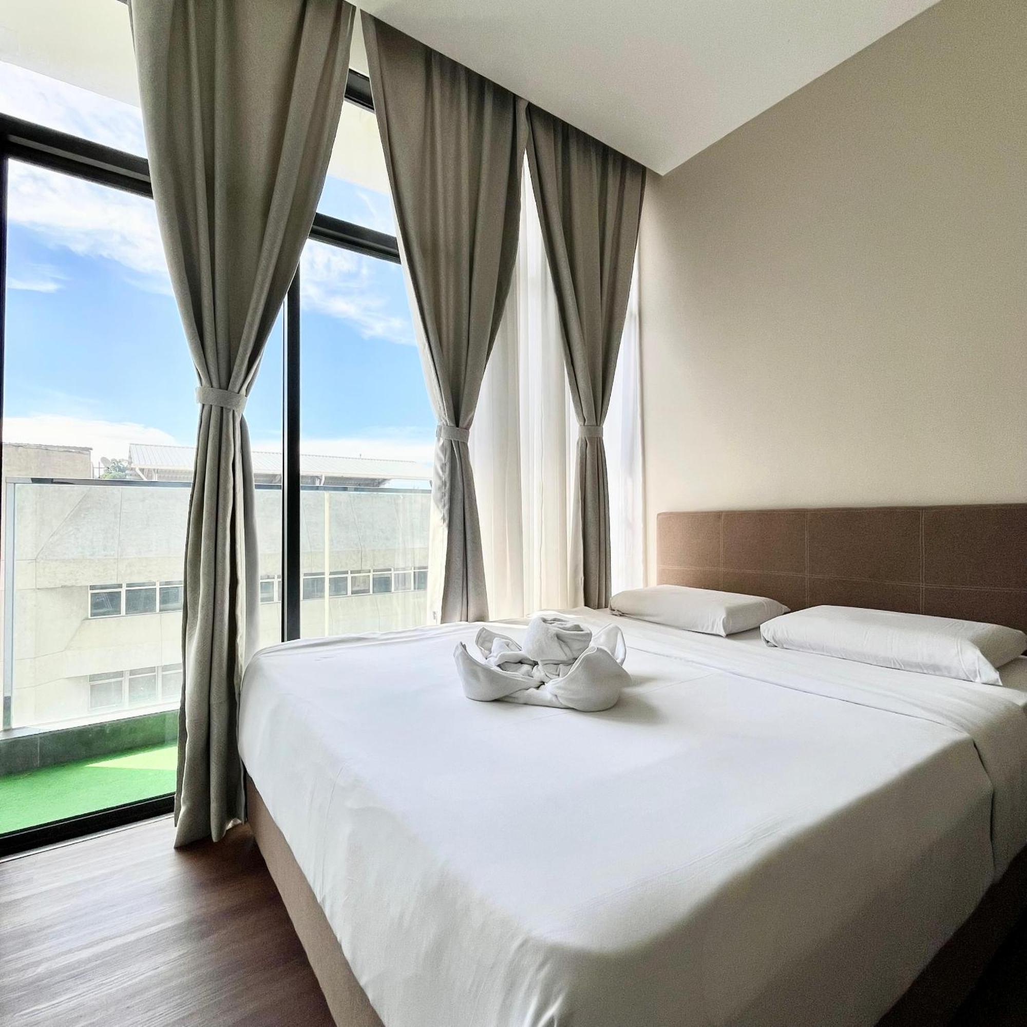Covesign Suite, The Shore Kota Kinabalu Exterior foto